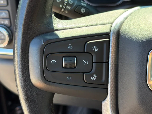 Used 2021 ONYX BLACK GMC SLT image 24