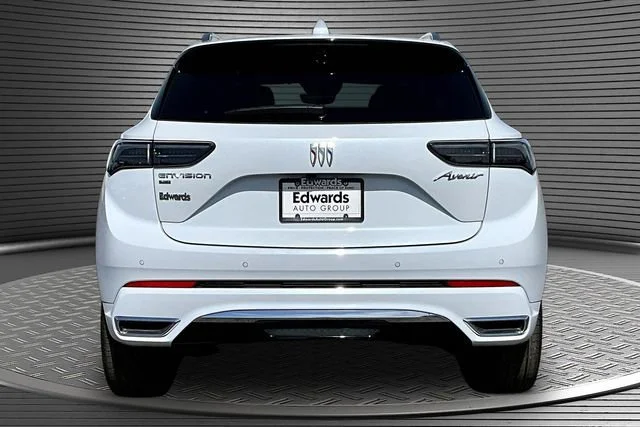 New 2026 Iridescent White Tricoat Buick Avenir image 4