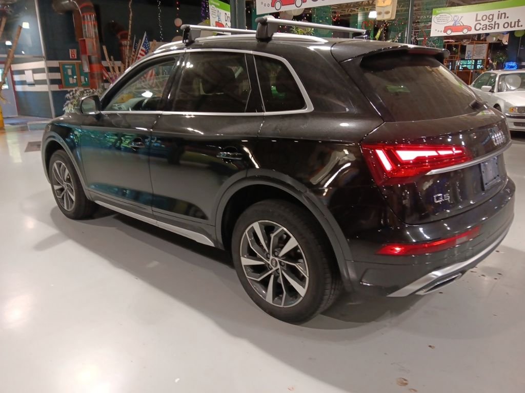 Used 2024 Black Audi 45 S line Premium image 8