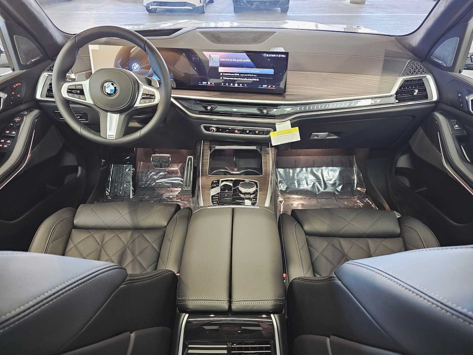 2026 BMW X7 40i - Photo 8