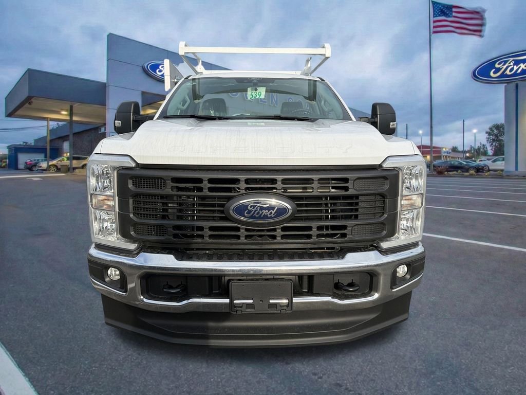 New 2026 Oxford White Ford Mechanical Body image 8
