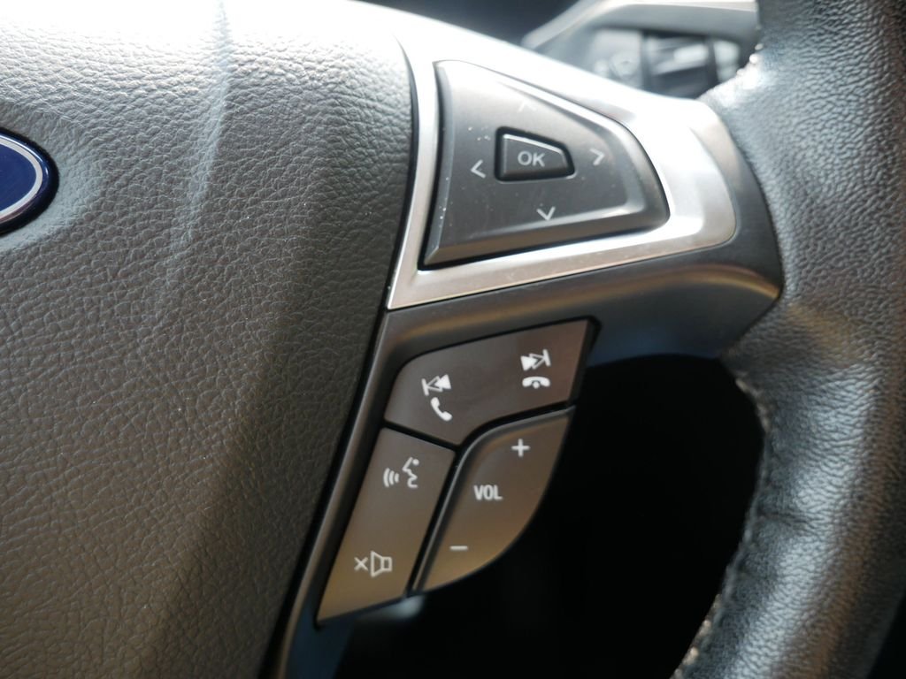 Certified Used 2020 Black Ford SEL image 18