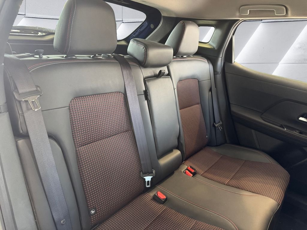 Used 2025 Blue Nissan SR image 16