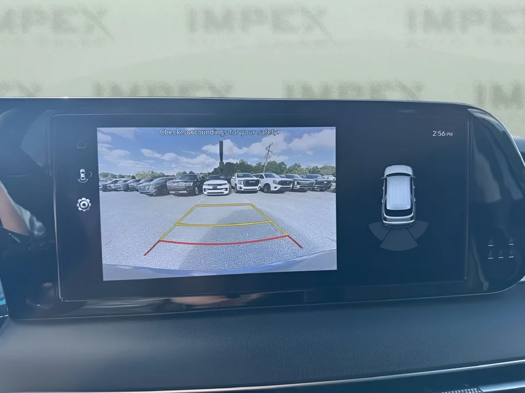 Used 2025 Gray Hyundai SEL image 23