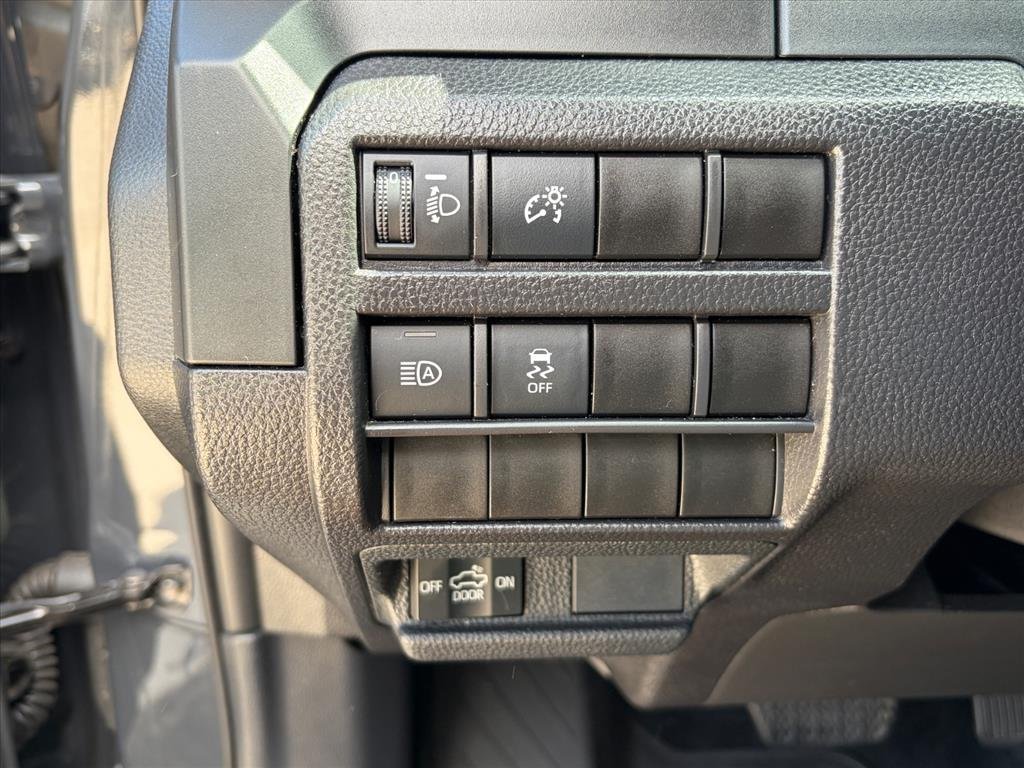 Used 2025 Underground Toyota SR image 19