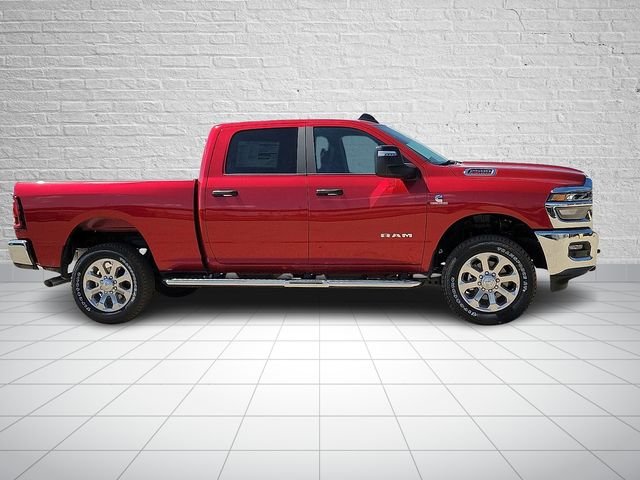 New 2027 Molten Red Pearl-Coat Exterior Paint RAM Big Horn image 5