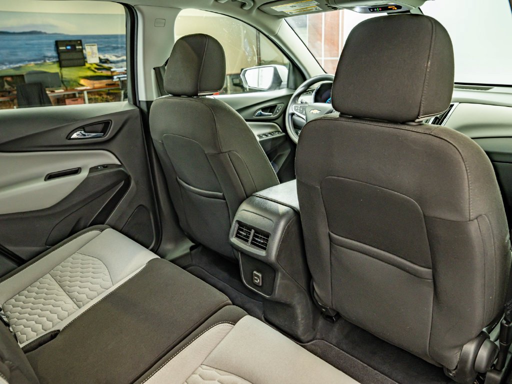 Used 2020 Silver Ice Metallic Chevrolet LT image 39