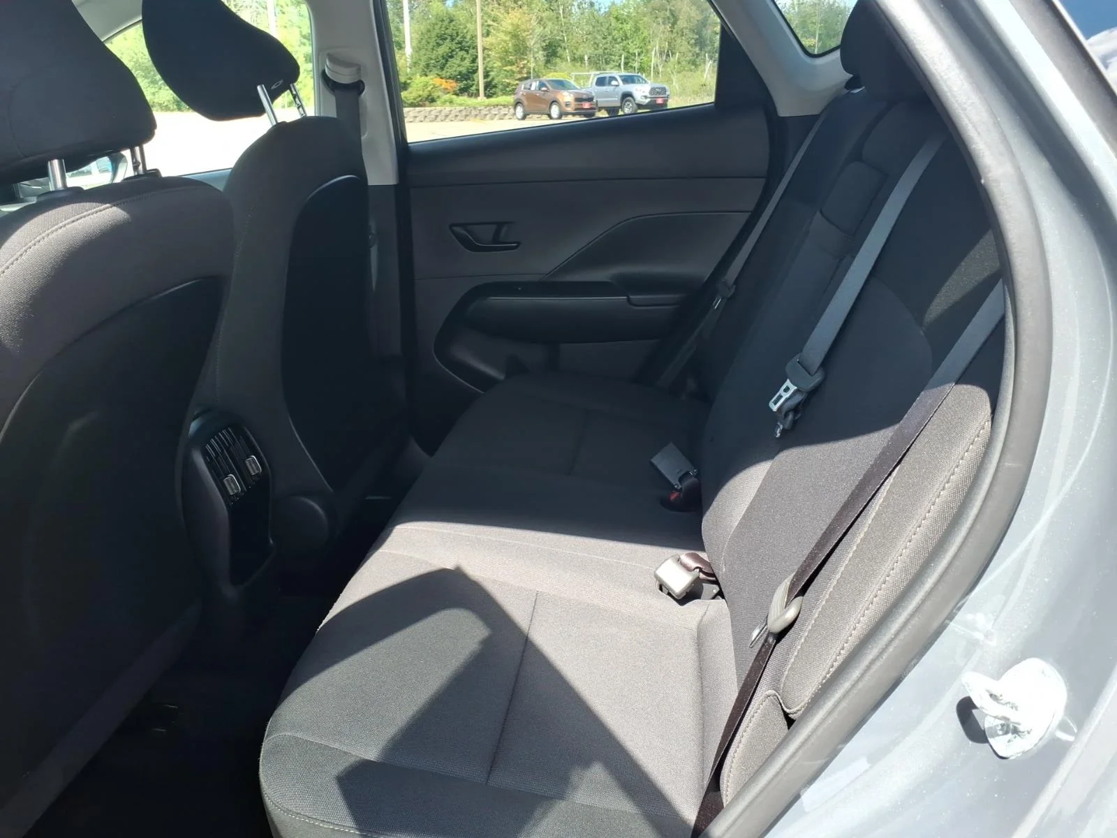 Used 2025 Gray Pearl Hyundai SEL image 14