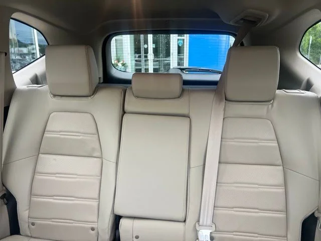 Used 2019 Platinum White Pearl Honda EX-L image 15
