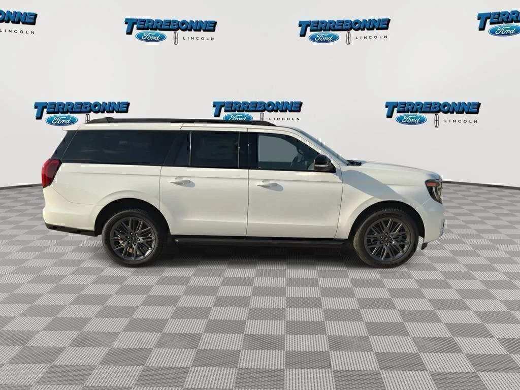 New 2026 Star White Metallic Tri-Coat Ford MAX Platinum® image 9