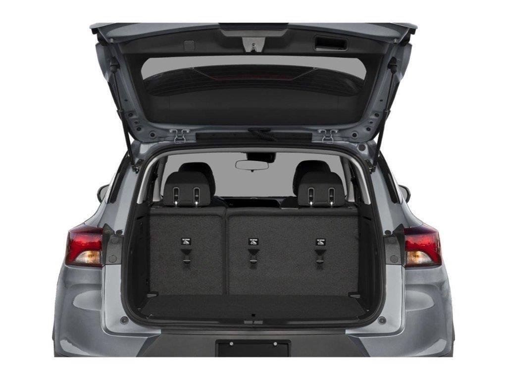 Used 2025 Summit White Chevrolet LT image 6