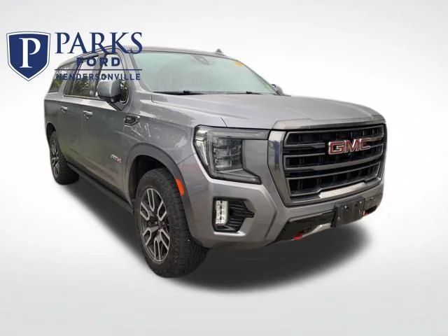 2021 GMC Yukon 4WD AT4's photo