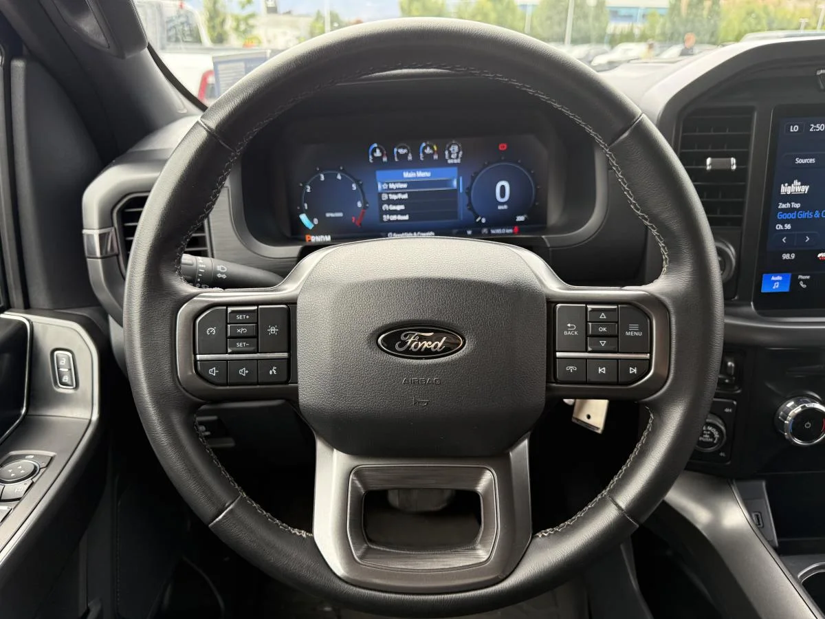 Used 2024 White Ford XLT image 25