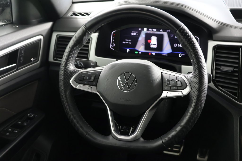 Used 2021 Black Volkswagen 3.6L V6 SEL Premium R-Line image 10