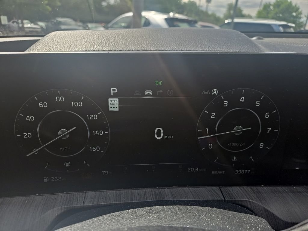 Used 2024 White Kia SX-Prestige image 12
