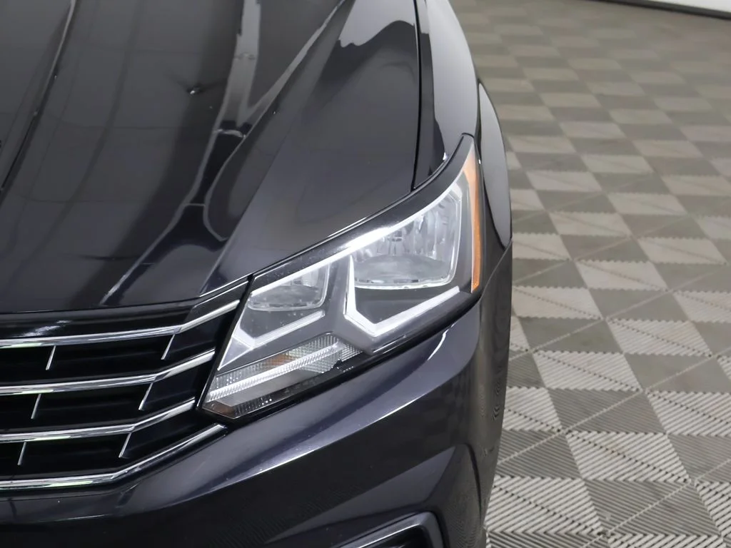 Used 2019 Deep Black Pearl Volkswagen 2.0T Wolfsburg image 14