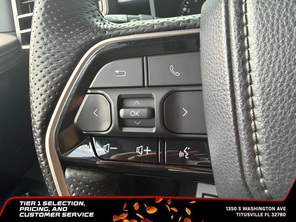 Used 2022 Silver Toyota SR5 image 24