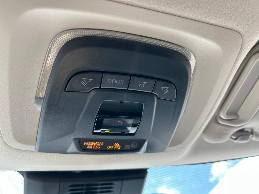 Used 2025 White Toyota LE image 37