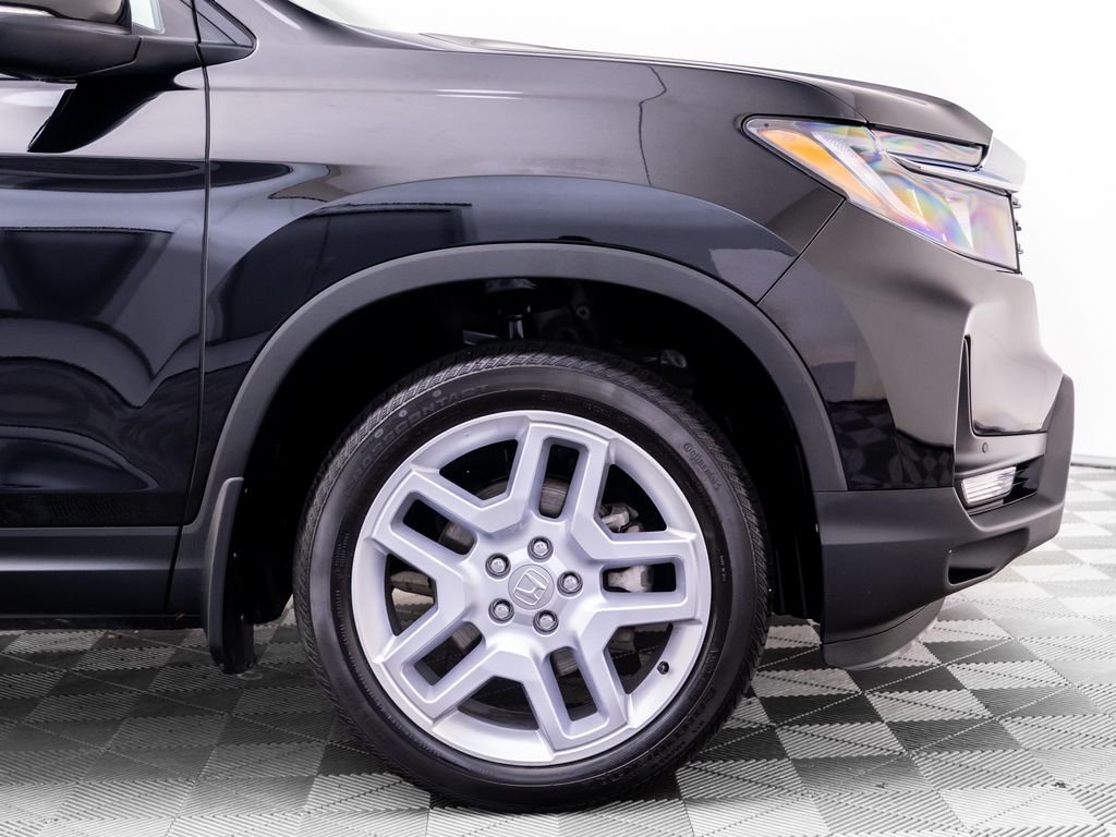 2025 Honda Passport EX-L - Photo 31