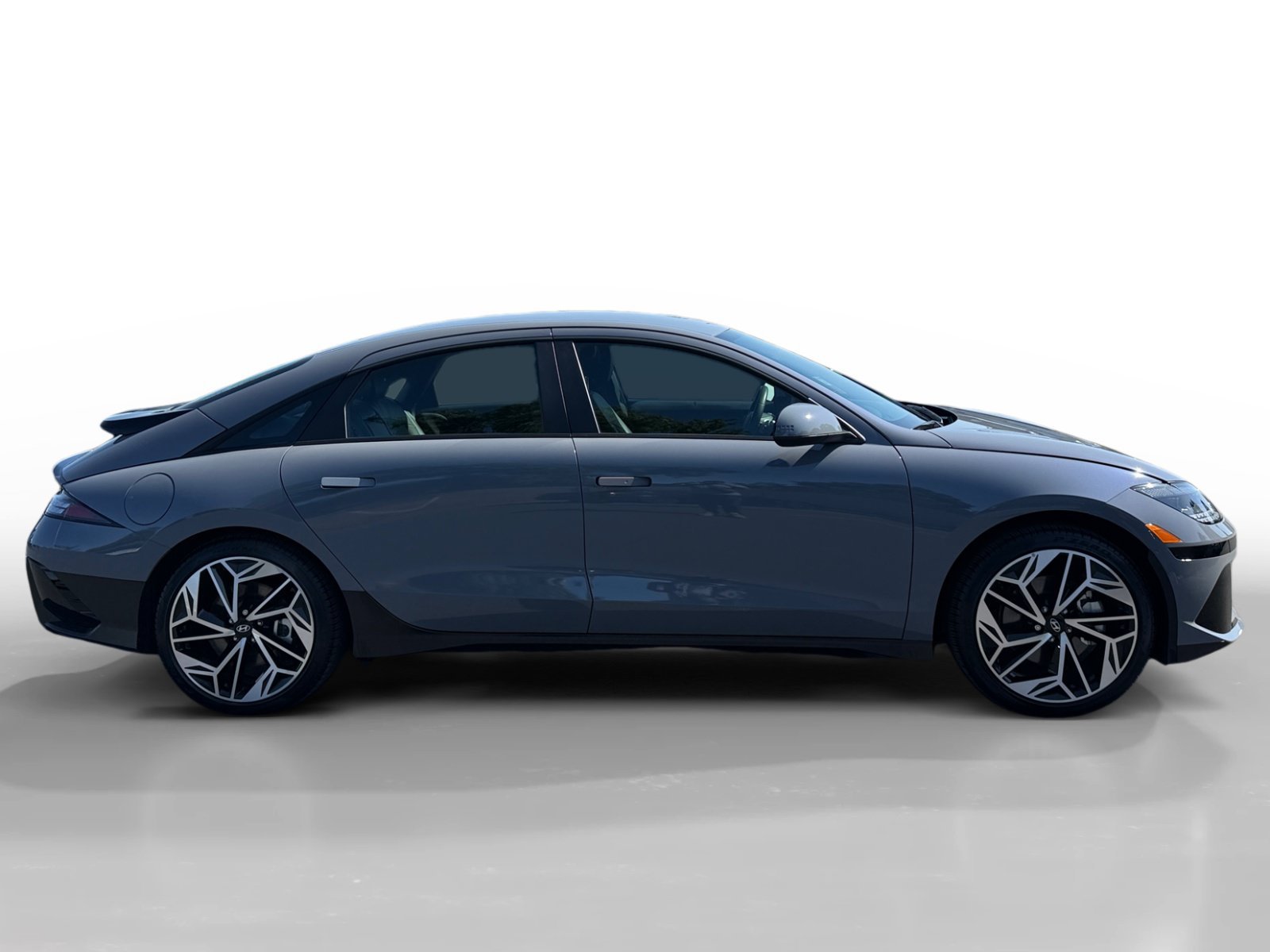 Certified Used 2024 Blue Hyundai SEL image 6