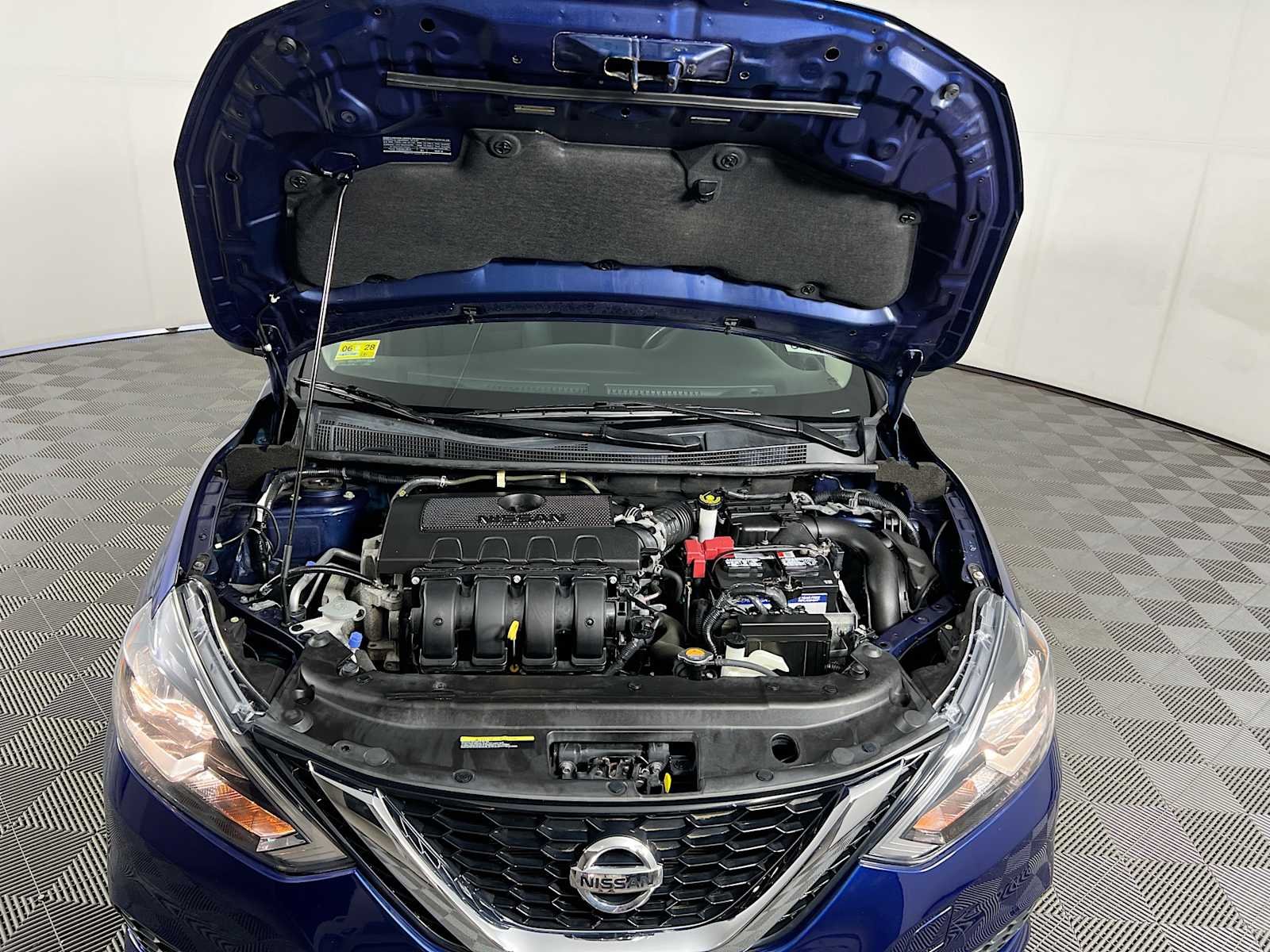 Used 2019 Deep Blue Pearl Nissan S image 28