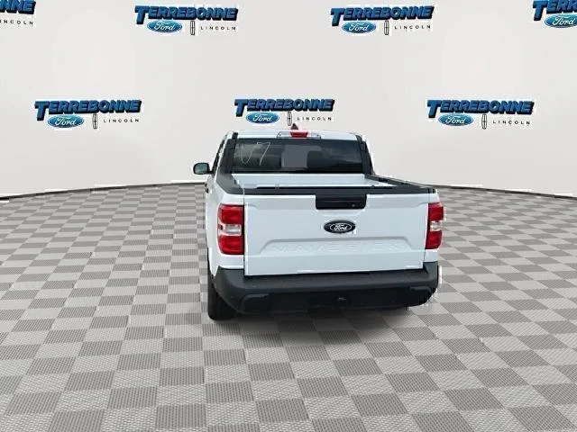 New 2026 Oxford White Ford XLT image 27