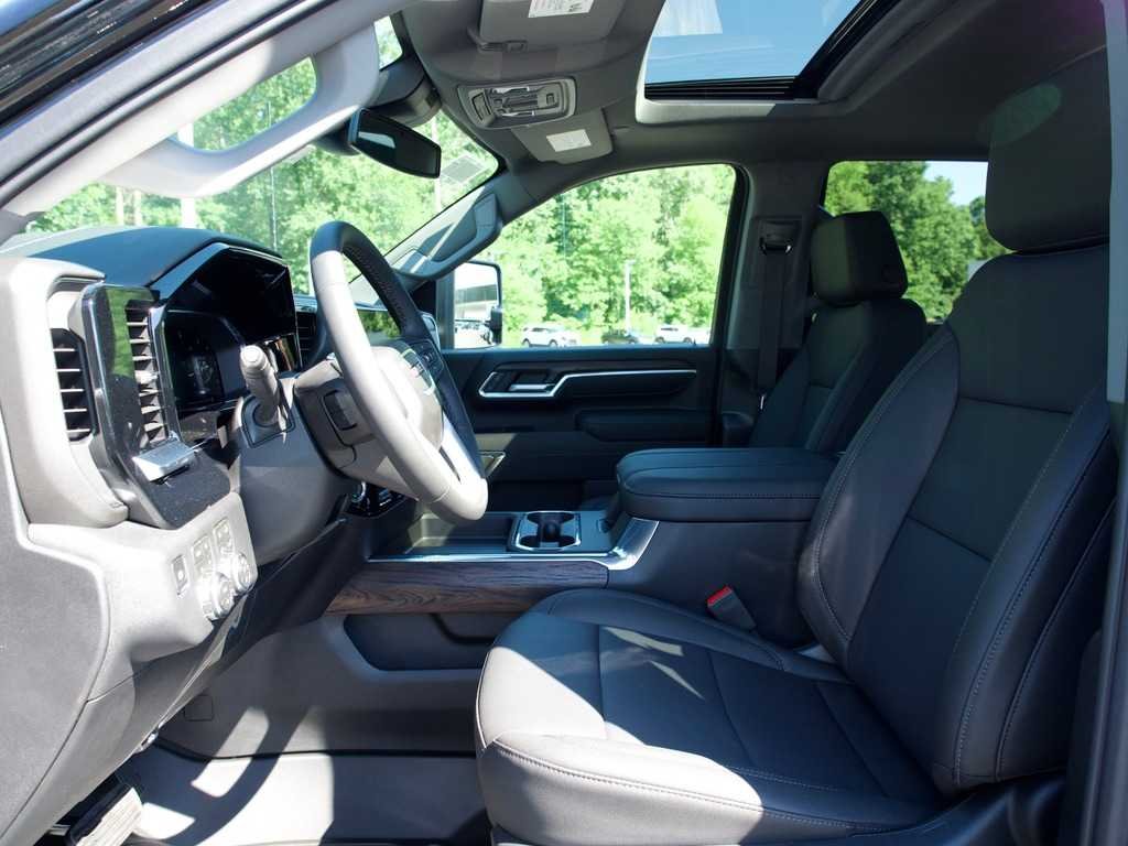 New 2026 Onyx Black GMC SLT image 10