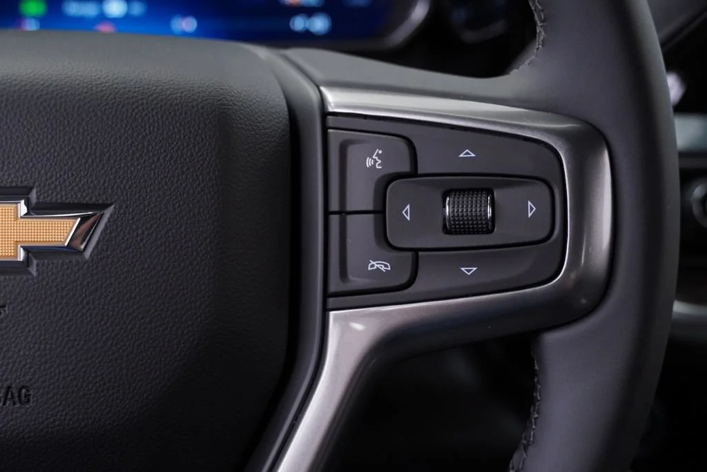 New 2026 Summit White Chevrolet LT image 20