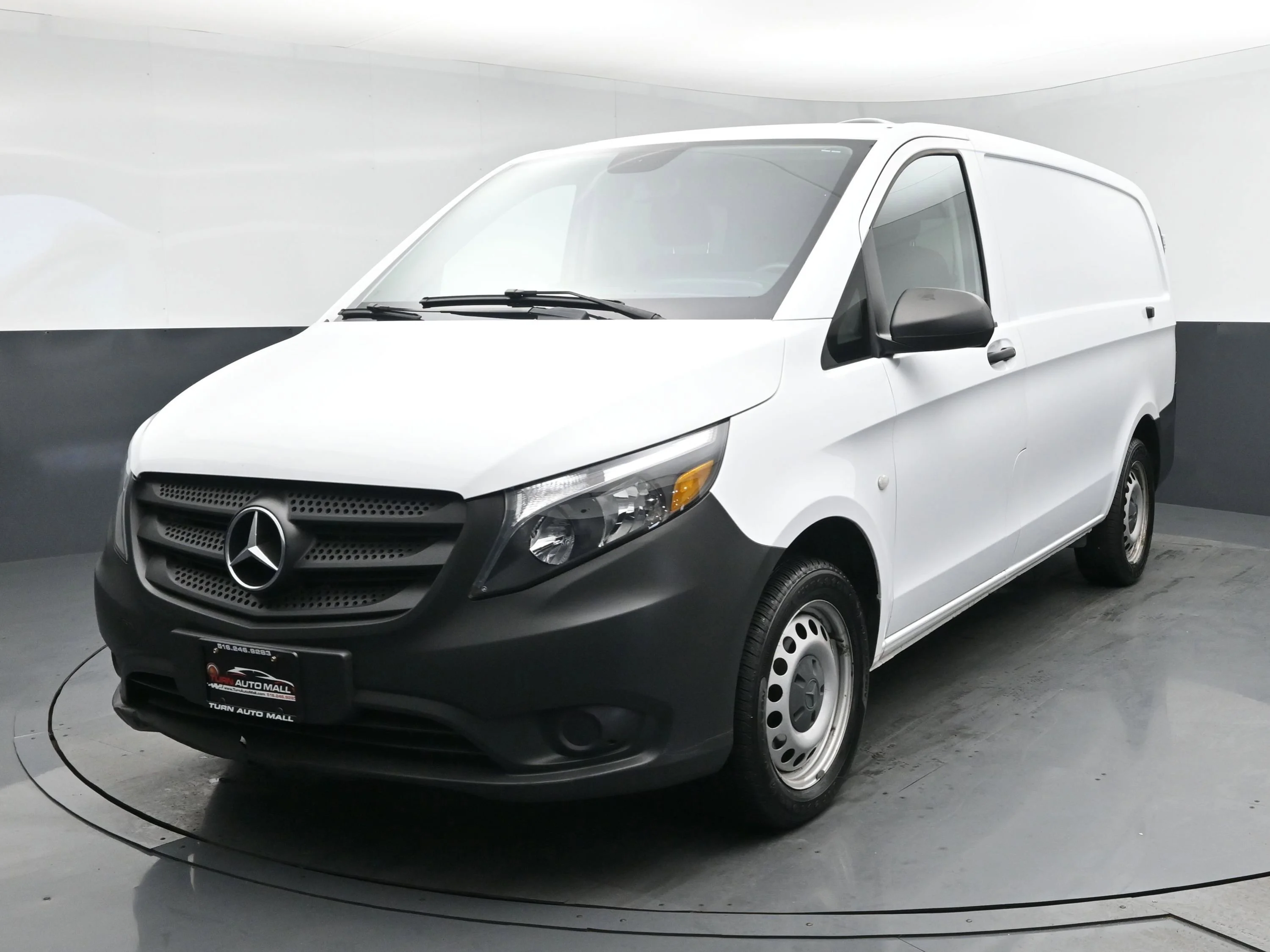 2019 Mercedes-Benz Metris 126" WB's photo