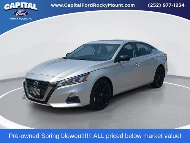Used 2020 Silver Nissan 2.5 SR image 1