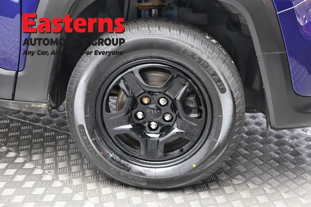 Used 2020 Blue Jeep Sport image 30