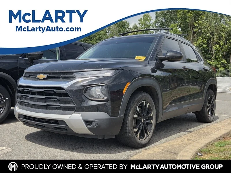 Used 2022 Black Metallic CHEVROLET LT image 1