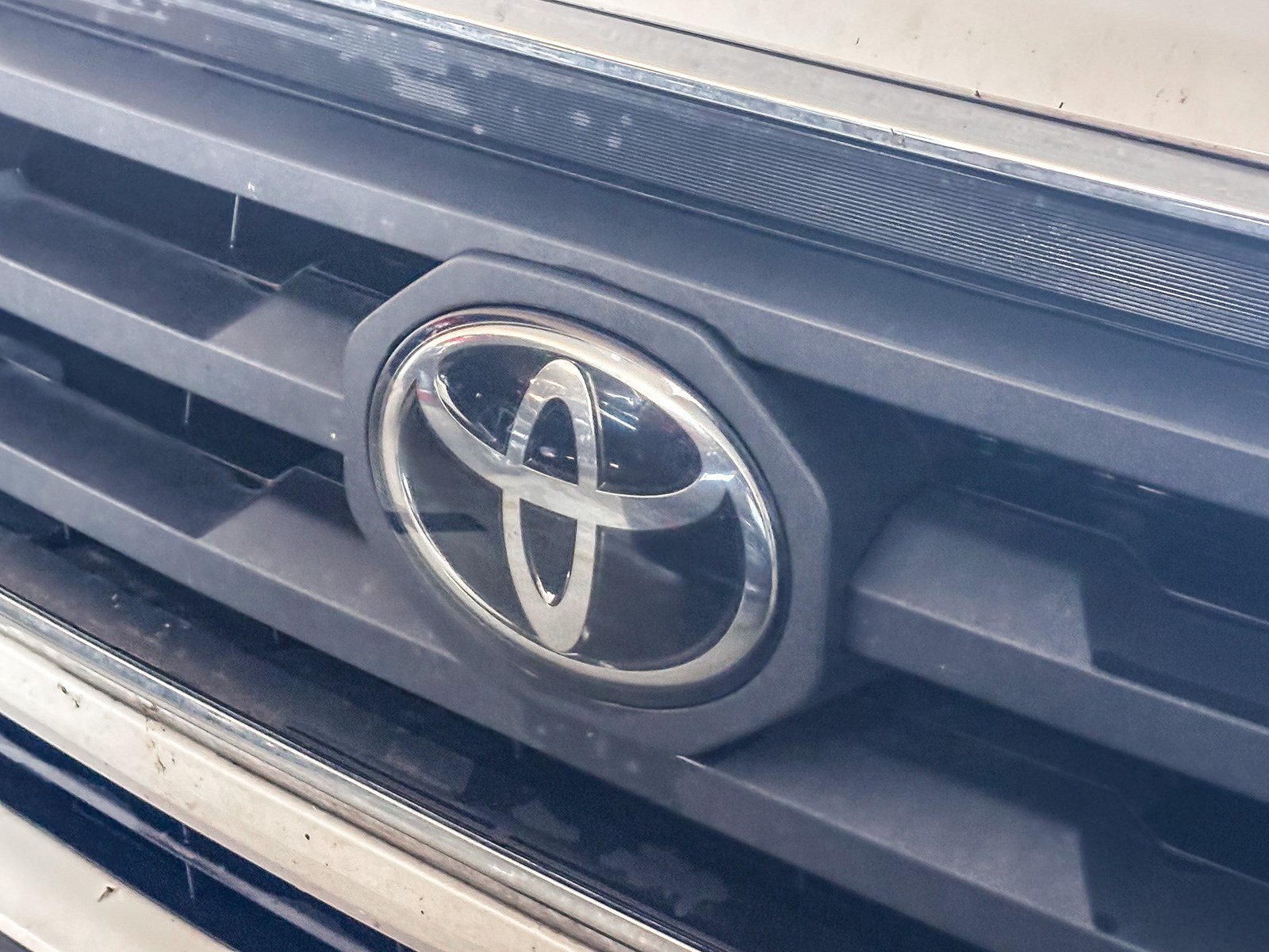 Certified Used 2023 Ice Cap Toyota SR5 image 7