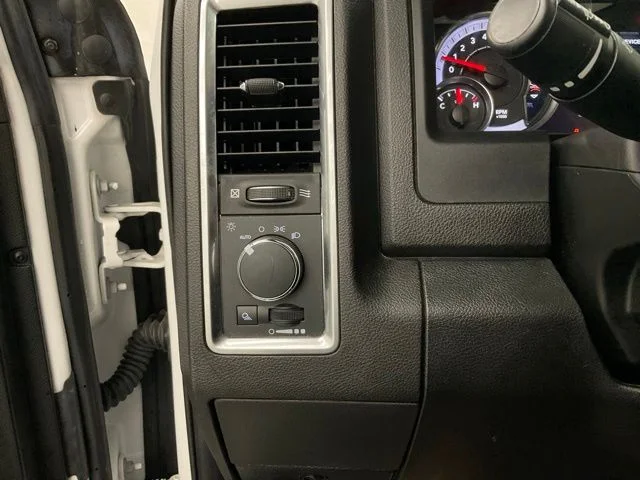 Used 2022 White Ram Warlock image 14