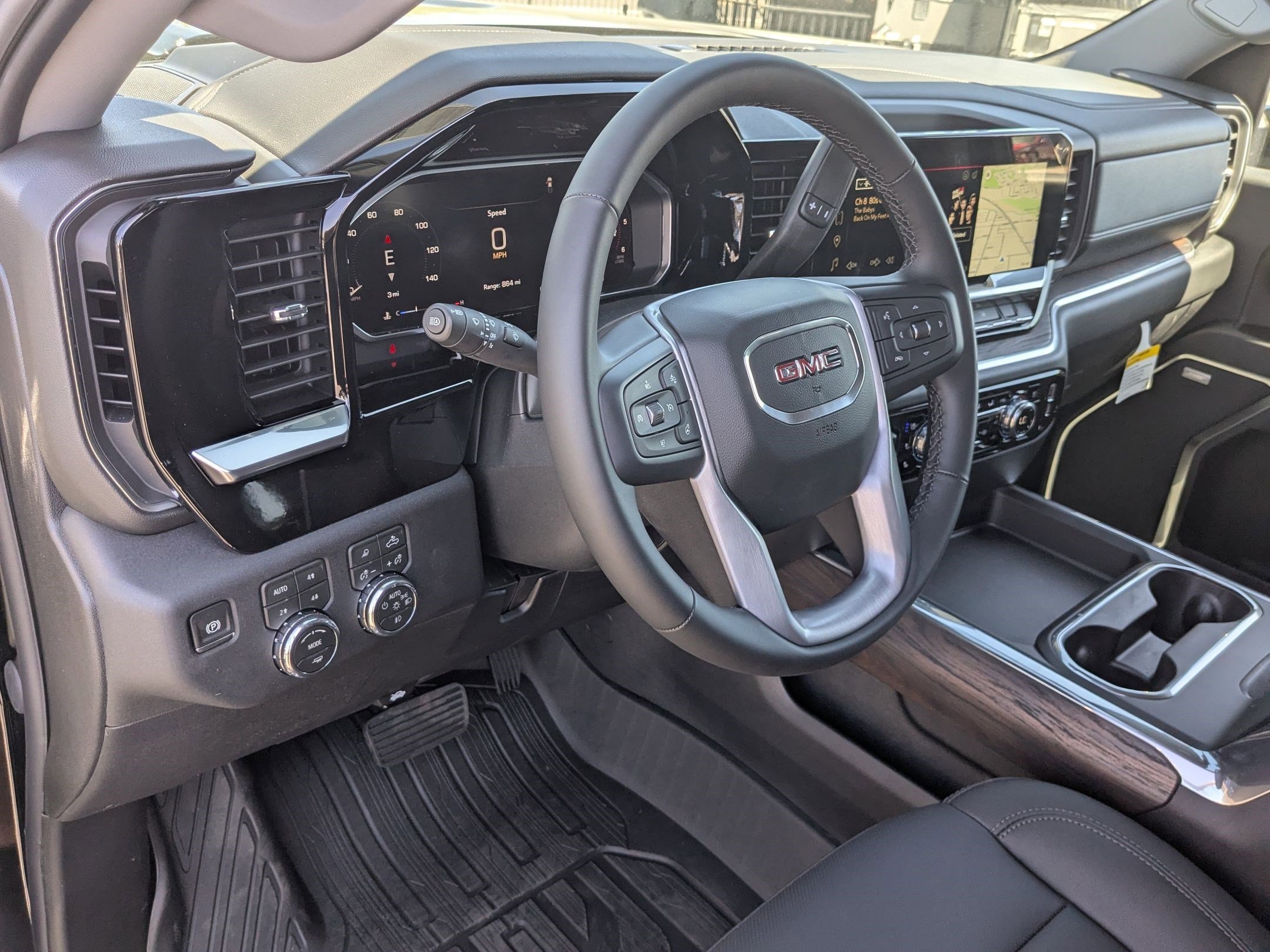 2026 GMC Sierra 2500HD SLT - Photo 10