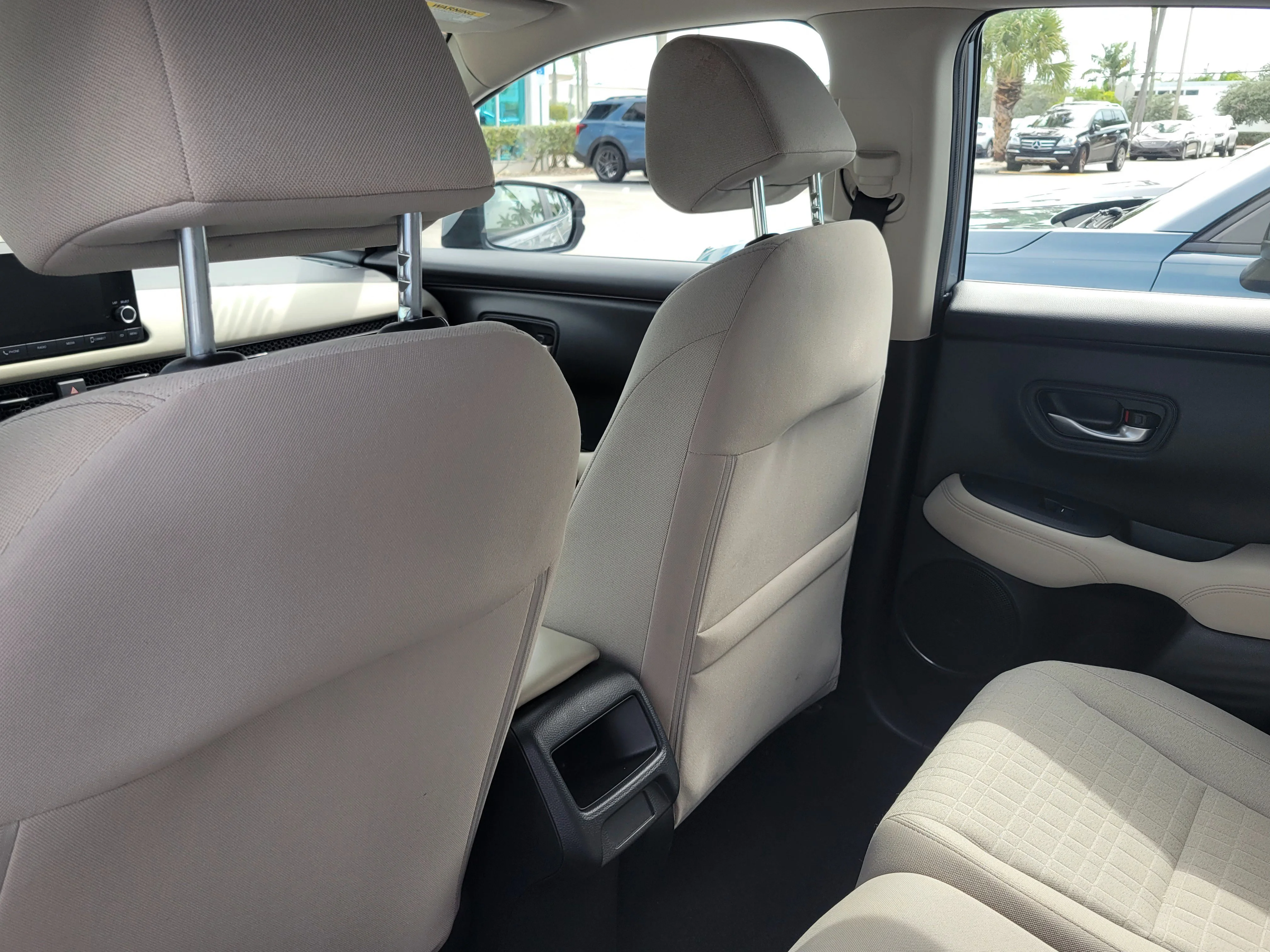 2023 Honda HR-V LX - Photo 12
