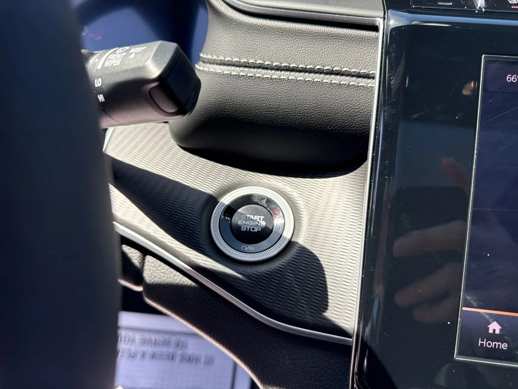 2025 Jeep Grand Cherokee L Laredo - Photo 17