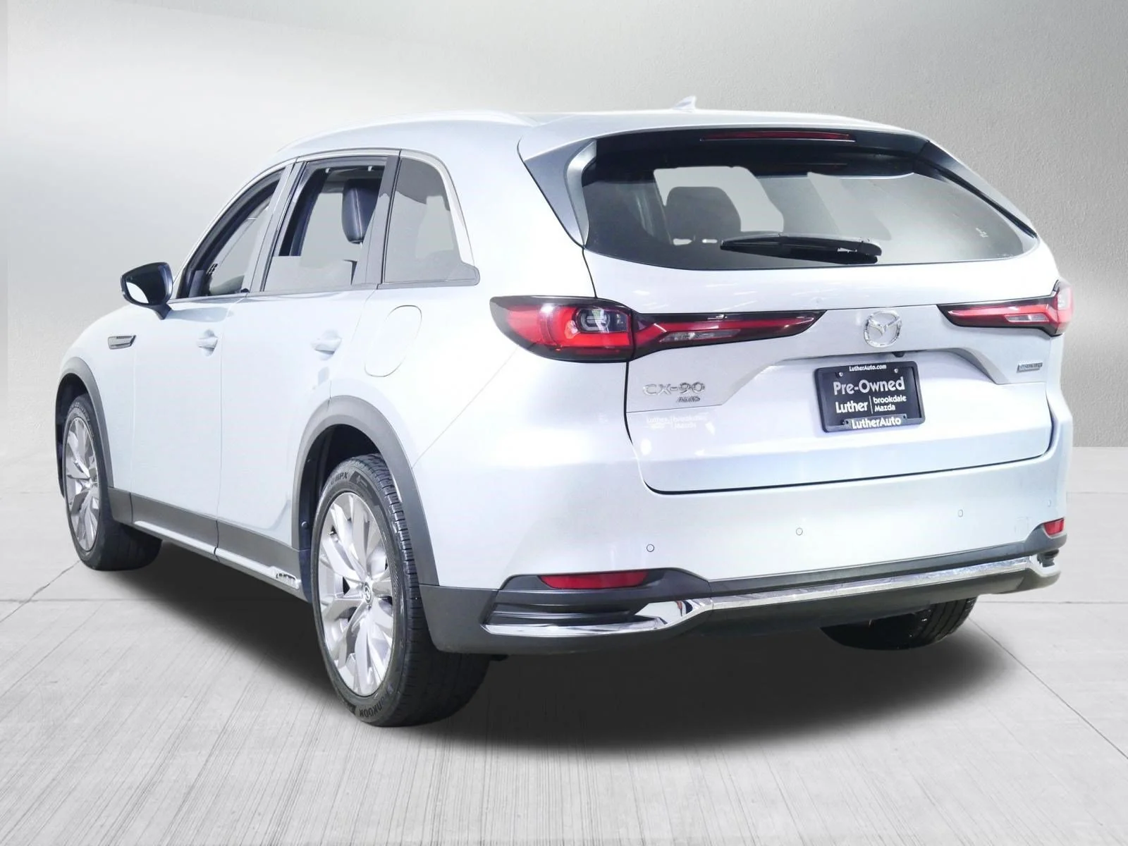 Used 2024 Sonic Silver Mazda 3.3 Turbo Premium image 5