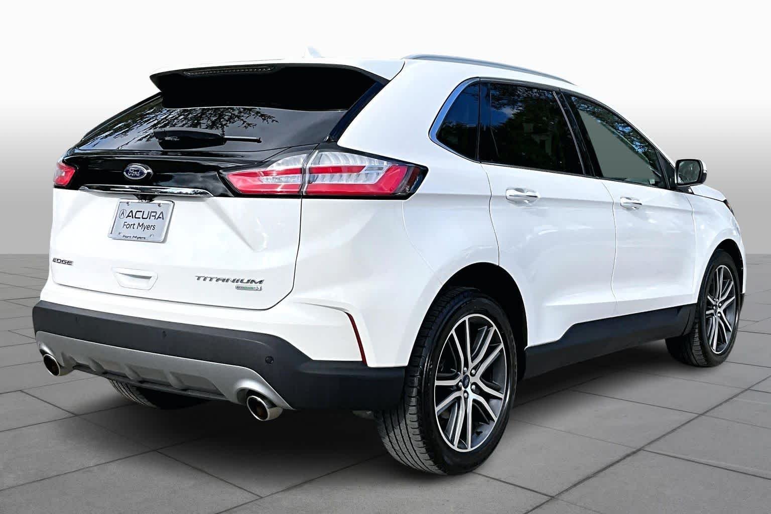 Used 2020 Star White Metallic Tri-Coat Ford Titanium image 13