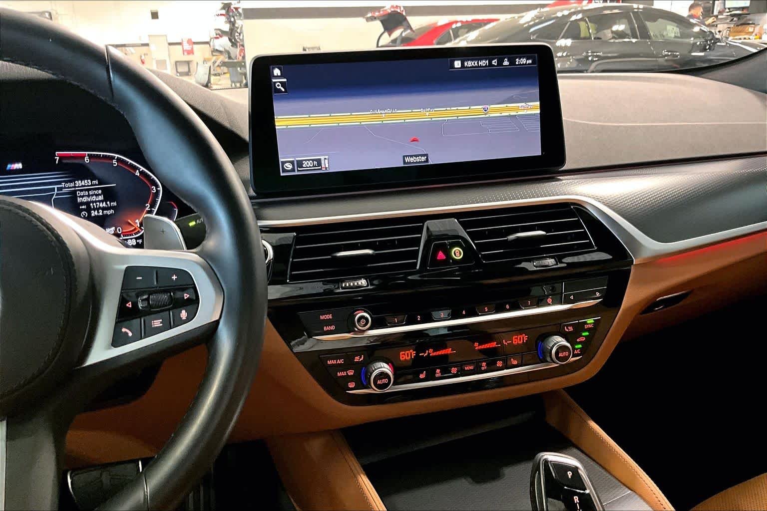 Used 2022 Bluestone Metallic BMW 530i image 7