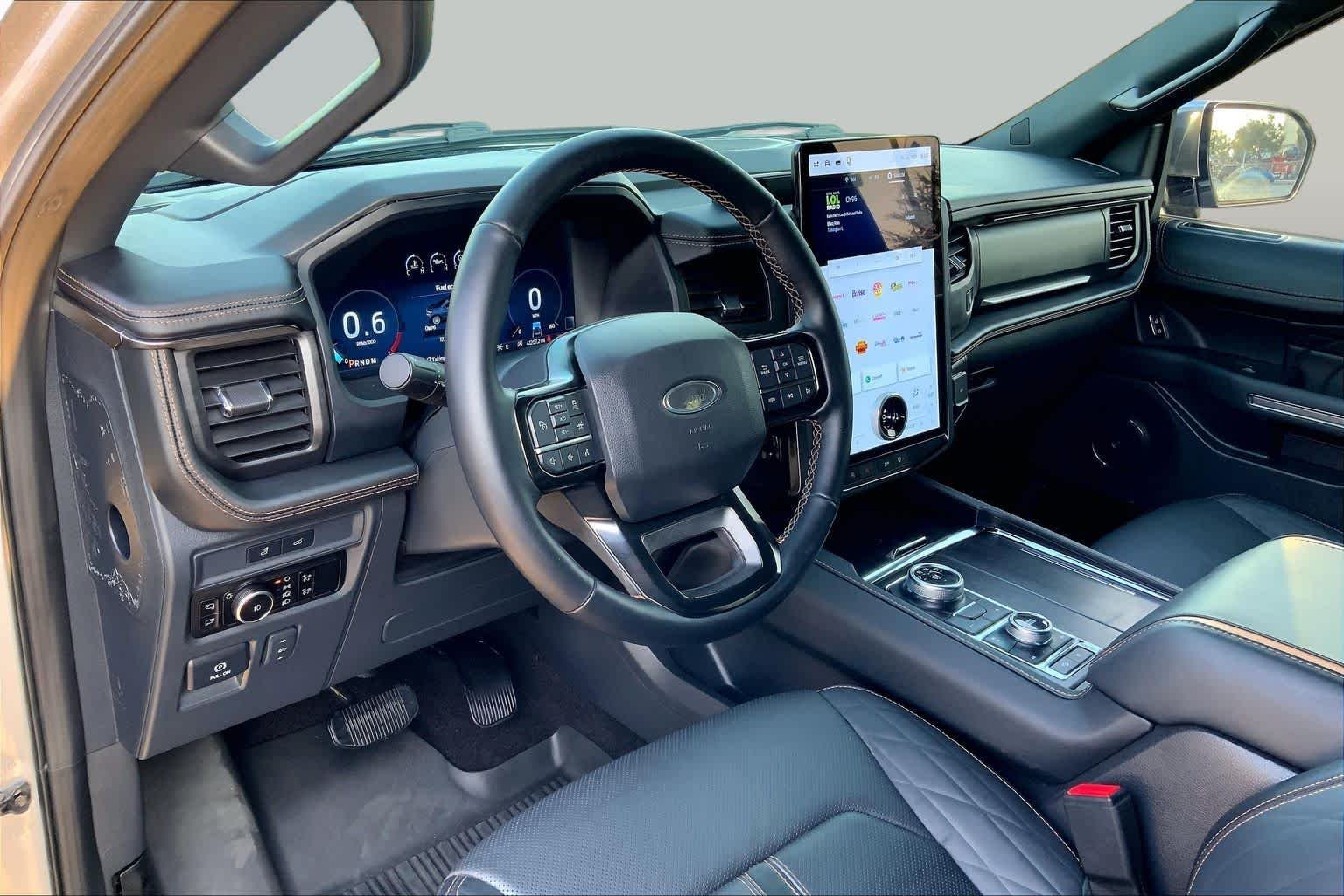 Used 2023 Iconic Silver Metallic Ford Platinum image 18