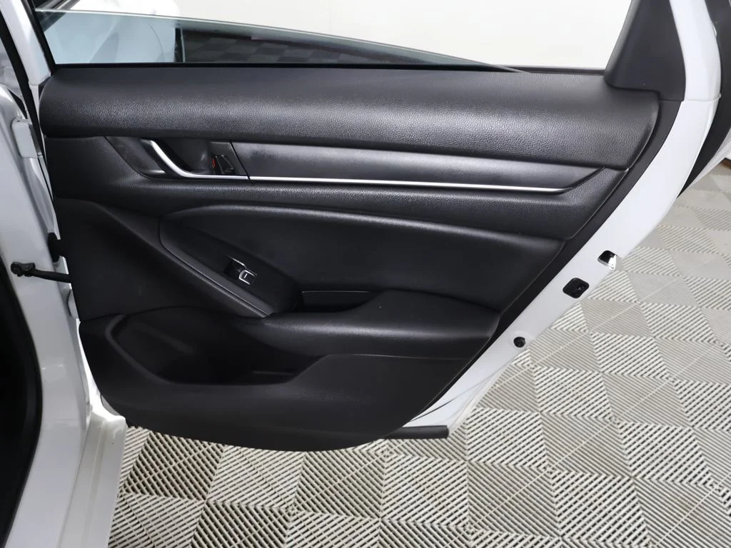 Used 2022 Platinum White Honda Sport image 22