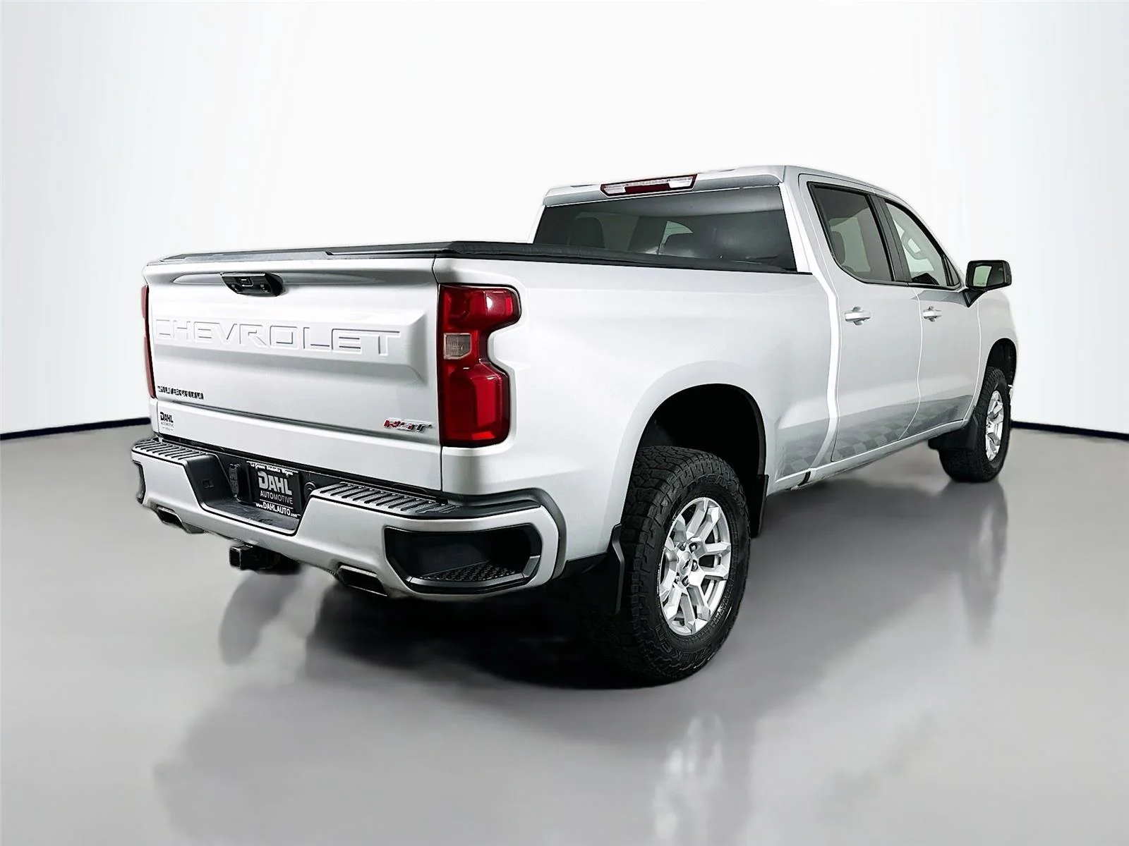 Used 2022 Silver Ice Metallic Chevrolet RST image 13