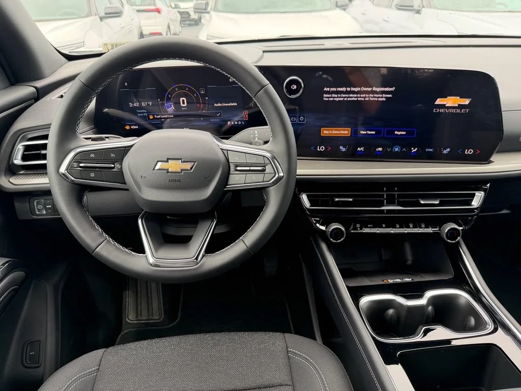 2026 Chevrolet Traverse LT - Photo 15