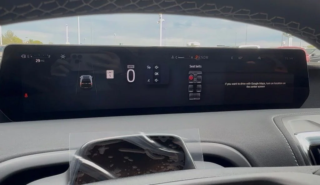 New 2026 Dark Matter Gray Metallic Ford MAX Platinum® image 19