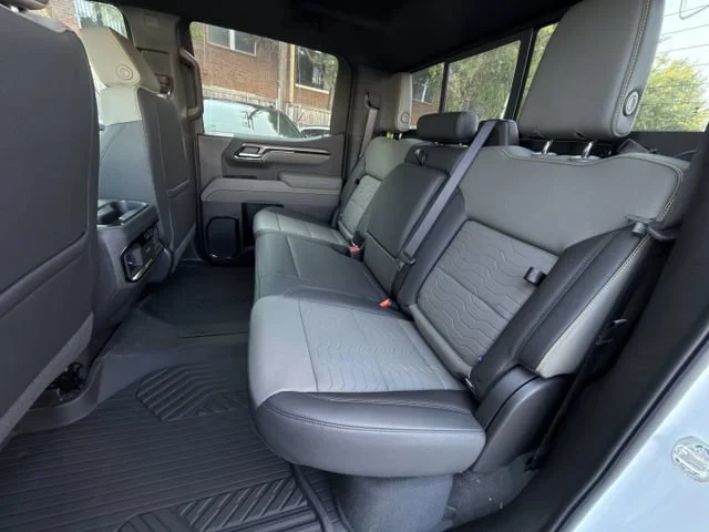 2026 Chevrolet Silverado 1500 ZR2 - Photo 21