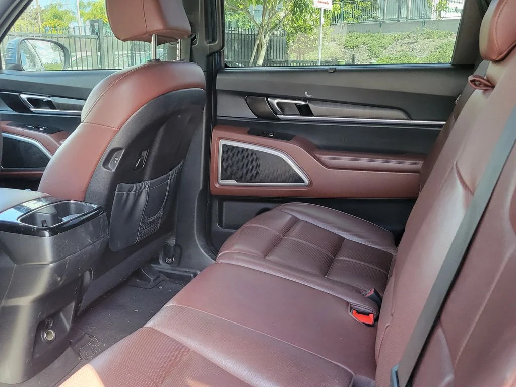 Certified Used 2023 Black Kia EX image 4