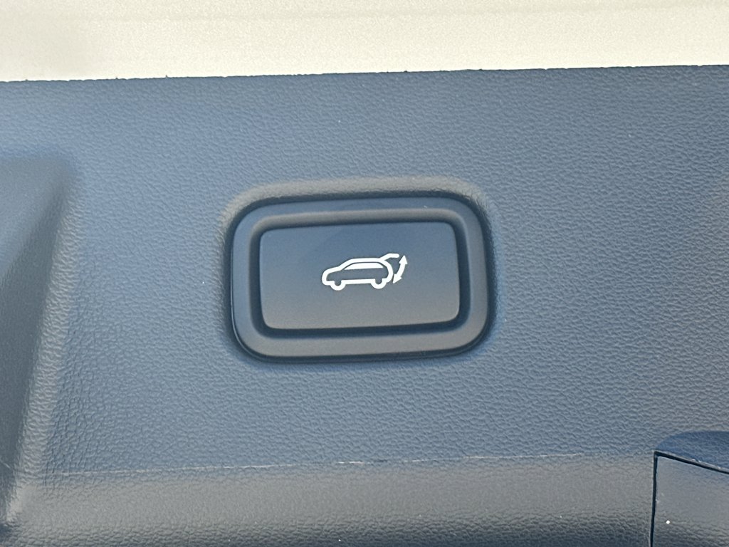 New 2026 Shimmering Silver Hyundai SEL Plus image 38
