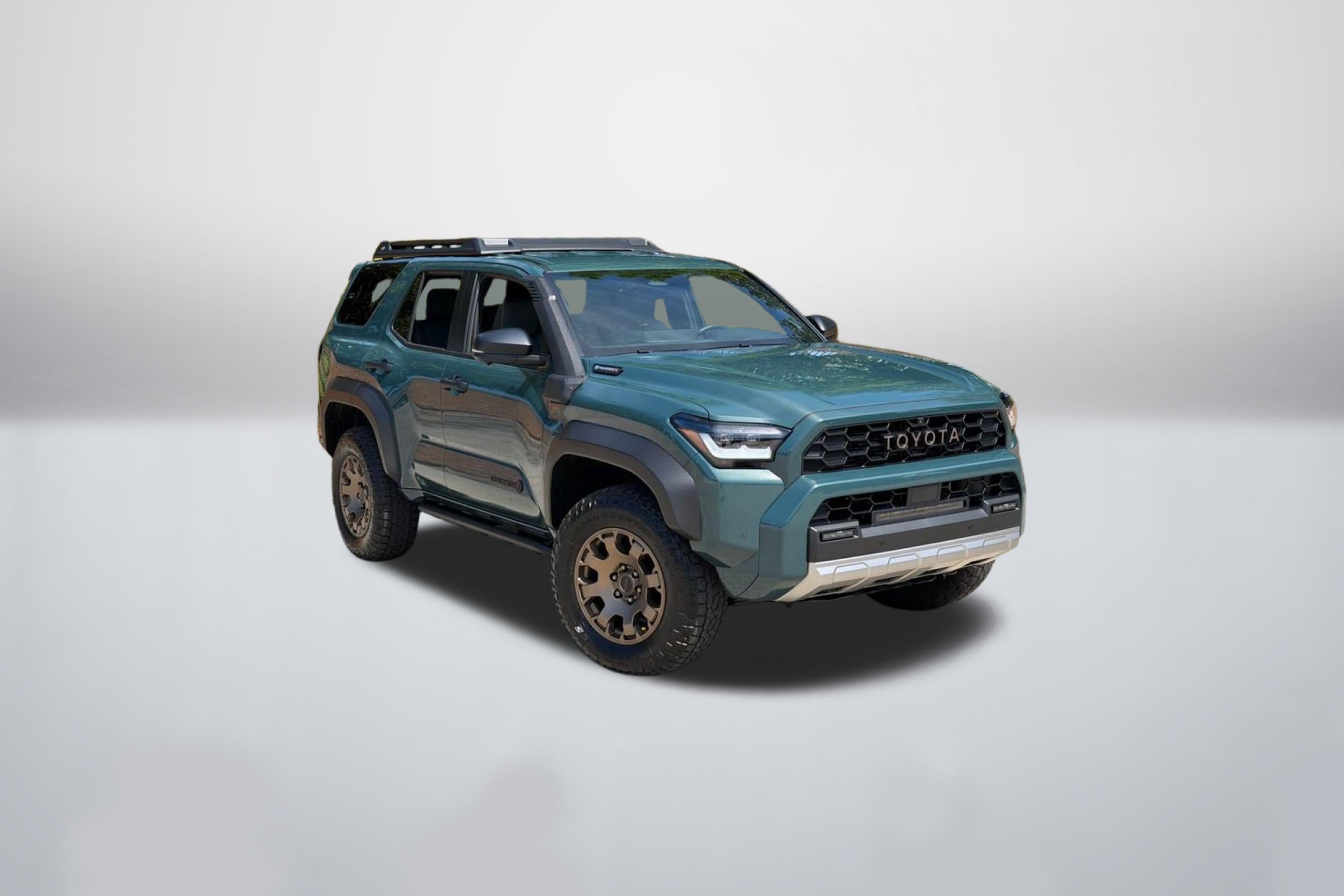 Used 2025 Everest Toyota Hybrid Trailhunter image 1