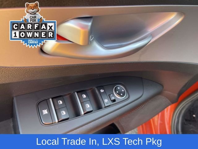 Used 2023 Red Kia LXS image 12